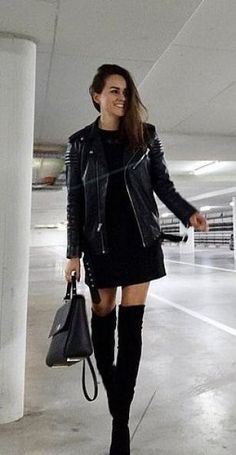 All-Black Winter Women Outfits – thelatestfashiontrends.c