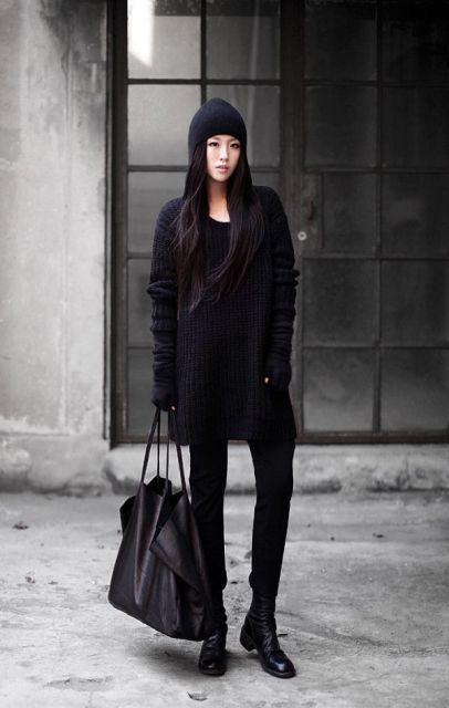 20 All-Black Winter Women Outfits To Try - Styleohol