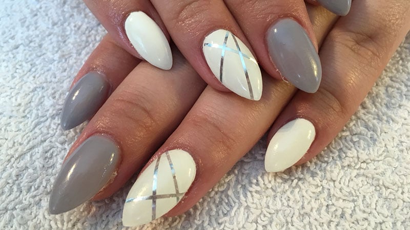 28 Stunning Almond Shape Nail Design Ideas - The Trend Spott