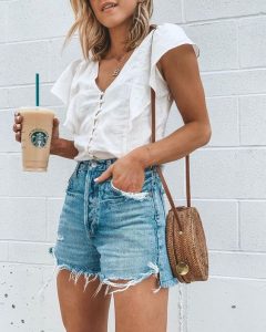 19 Super Simple Summer Outfit Ideas » in 2020 | Simple summer .