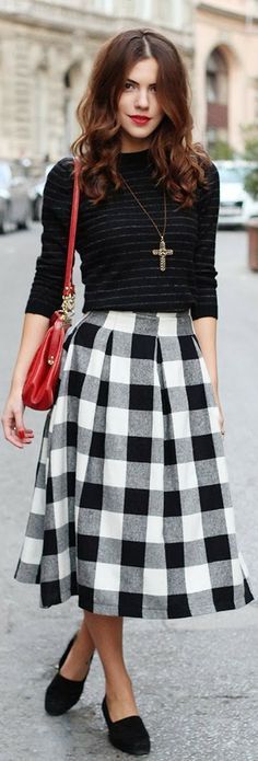 Outfits With Checked Maxi Skirts – thelatestfashiontrends.c