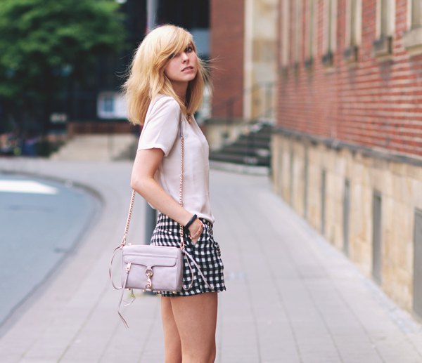 How to Wear Checkered Shorts: 15 Chic Outfit Ideas for Ladies .
