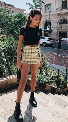 Checked Skirt Outfits For Summer – thelatestfashiontrends.c