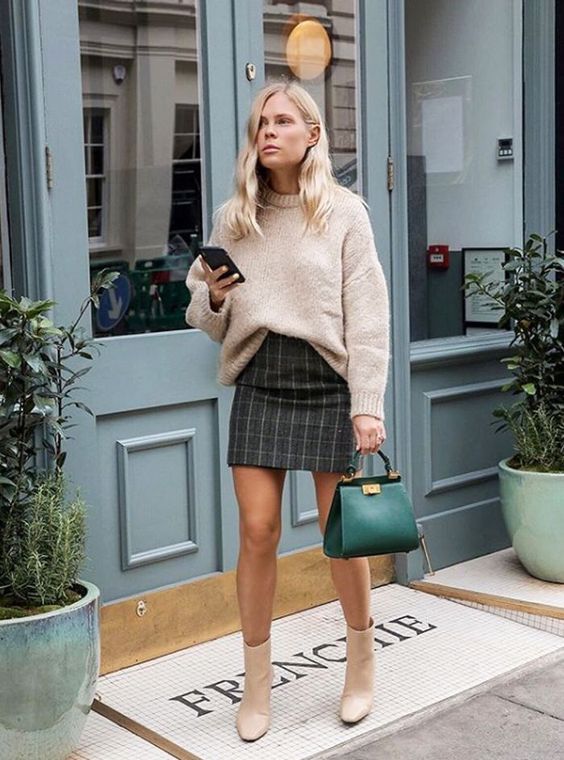 Winter 2018 Must Have: 15 Plaid Skirt Outfits - Styleohol
