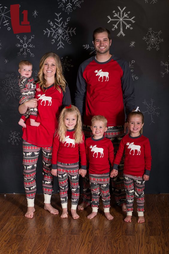 18 Comfy Christmas Family Looks For Everyone - Styleohol