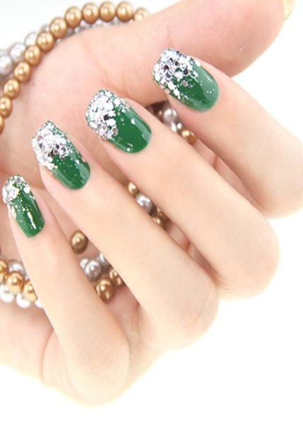 2014 Christmas Nails Ideas - Fashion Blog | Green nail art, Green .