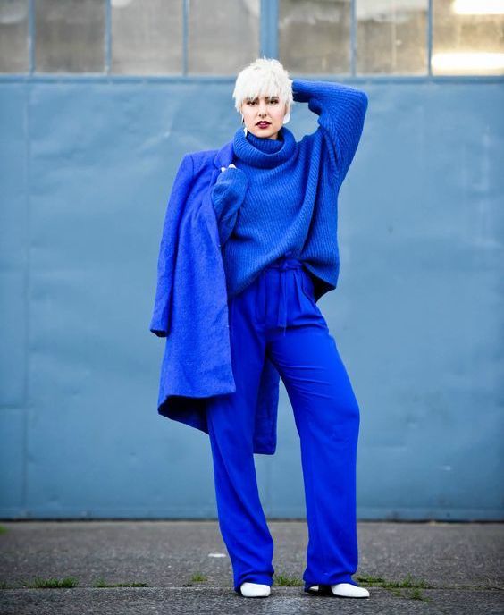 15 Classic Blue Outfits To Look Edgy In 2020 - Styleohol