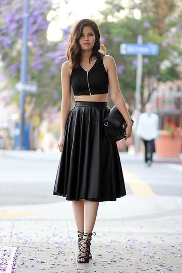 30 Perfect Outfits That Combine Crop Tops and Midi Skirts | Looks .