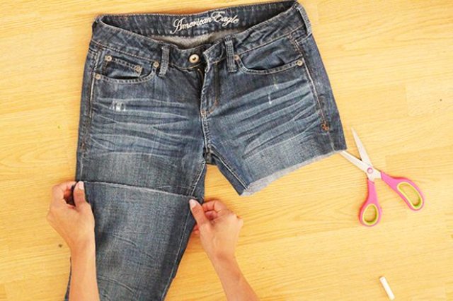 Comfy DIY Distressed Denim Shorts For Summer - Styleohol