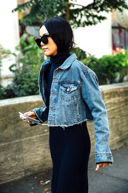 How to Wear a Cropped Denim Jacket For Fall | Denim chic, Denim .