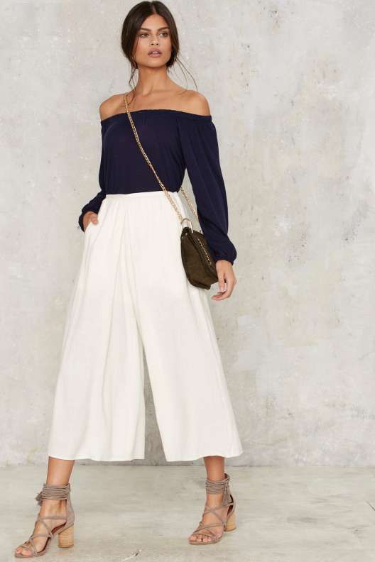 Culottes With Suspenders Outfits | Fashion, Fall outfits, Fashion .