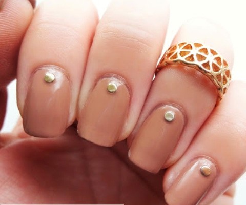 DIY Dark Tan Nails With Studs That Are Work-Appropriate | Beau