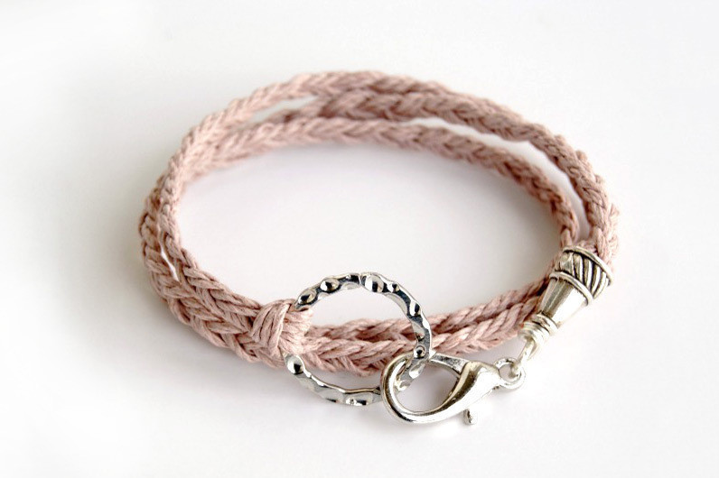 Diy Hemp Bracelet · How To Make A Rope Bracelet · Jewelry on Cut .