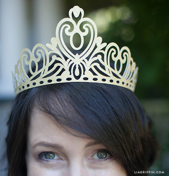 25 Princess Crowns DIYs for You & Your Little Craft