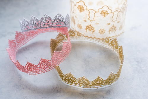 DIY Princess Crown of the Daintiest and Most Elegant Lace .
