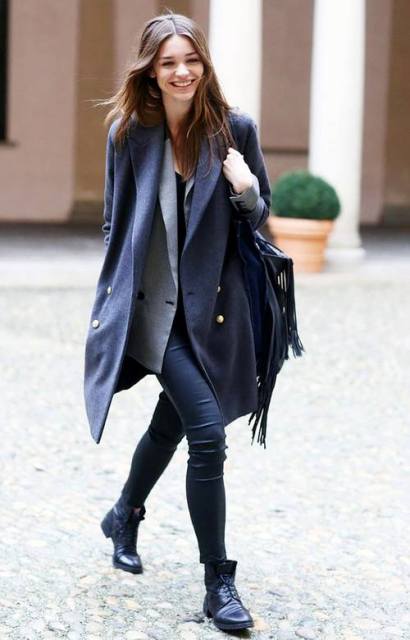24 Double-Breasted Coat Ideas For Ladies - Styleohol
