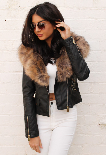 Faux Fur Collar Leather Look Biker Jacket with Quilted Panels in Bla