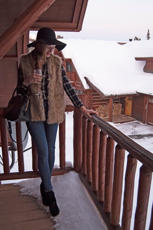 Hello from Big Sky, Montana! (+A Faux Fur Vest Outfit!) - The .