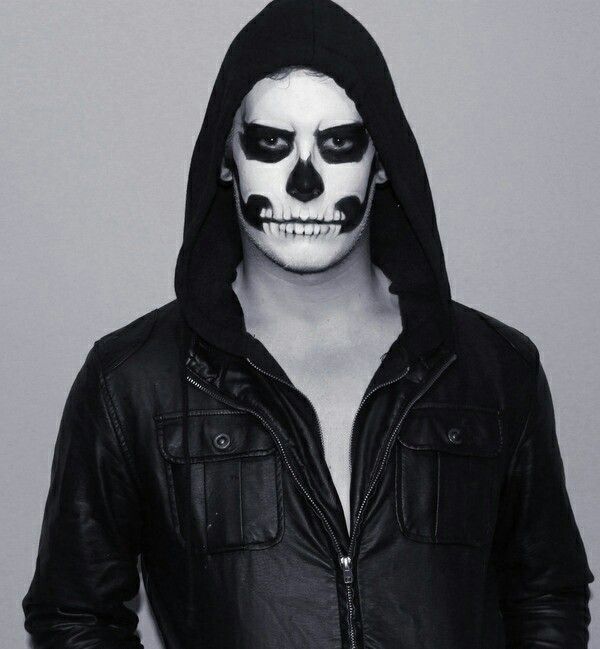 Male skeleton makeup | Halloween makeup, Halloween makeup easy .
