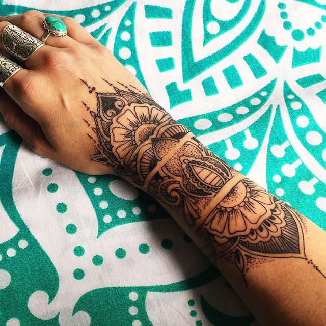 Pin by Megan Yvonne on Tattoos | Henna inspired tattoos, Cuff .