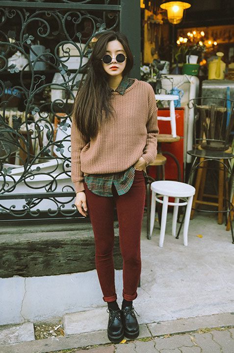 Visible Sock- Winter | Hipster girl outfits, Cute hipster outfits .