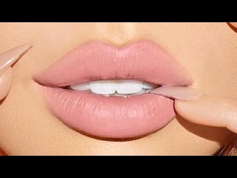 HOW TO GET BIGGER LIPS (in 2 Minutes) | DIY NATURAL LIP PLUMPING .