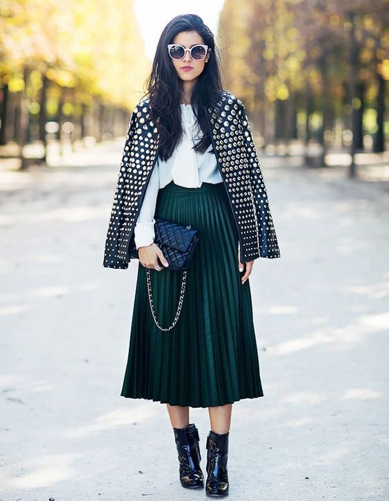 How To Style A Midi Skirt For Winter: 15 Ideas - Styleohol
