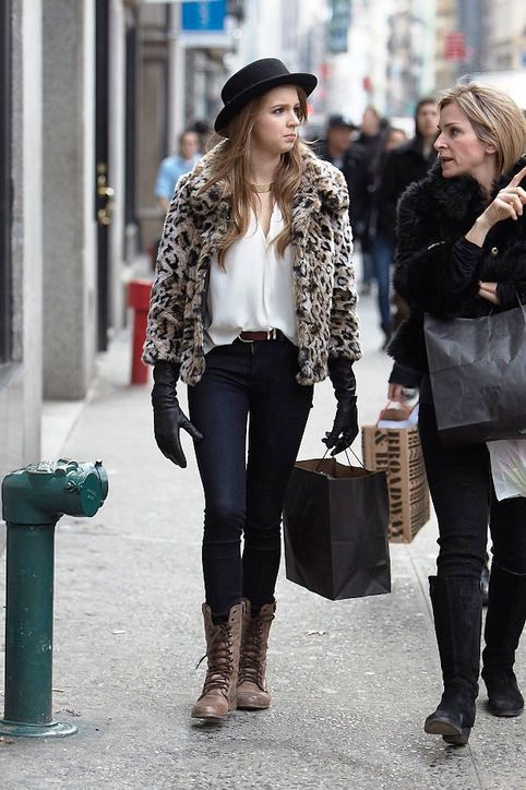 Leopard Printed Fur Coat Outfits – thelatestfashiontrends.c