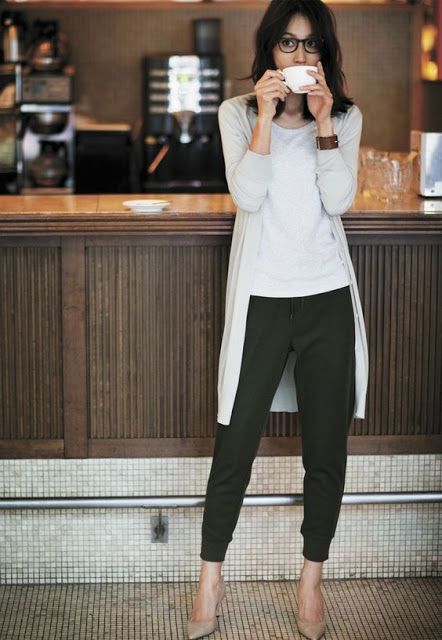 Casual look | White shirt, comfy pants, super long cardigan and .