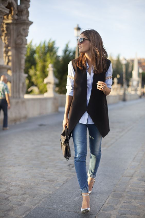 How To Wear A Long Vest to Work: 15 Ideas - Styleohol