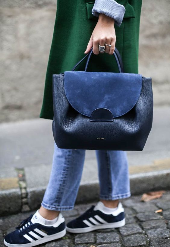 Medium-Sized Bags For Any Occasion - thelatestfashiontrends.com .