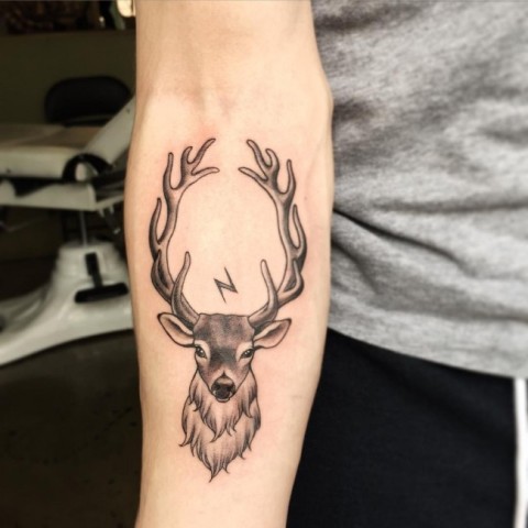 21 Men Deer Tattoo Ideas To Try - Styleohol