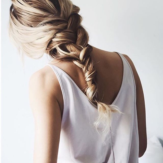 thomclothing on Instagram: “The perfect messy braid ✔️#hairinspo .