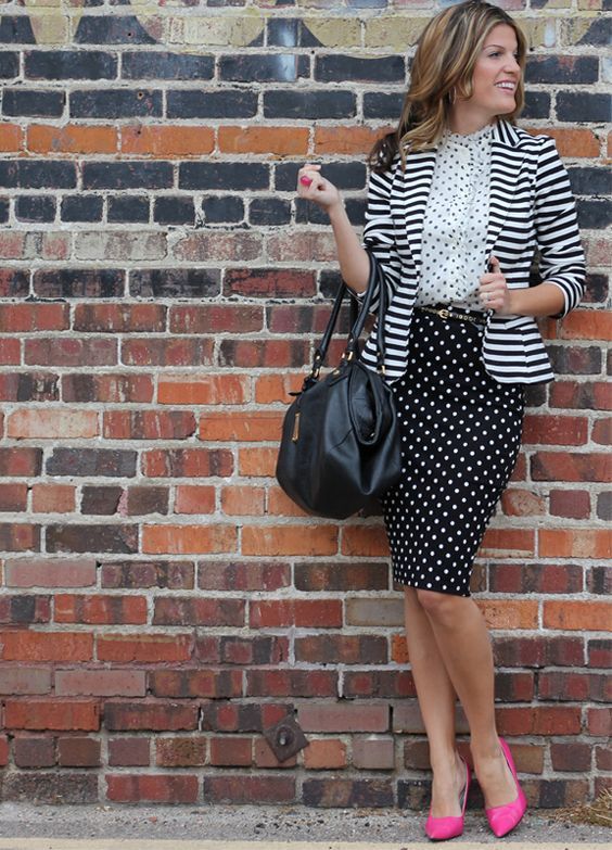 How to mix prints and patterns, cute summer outfit ideas, stripes .