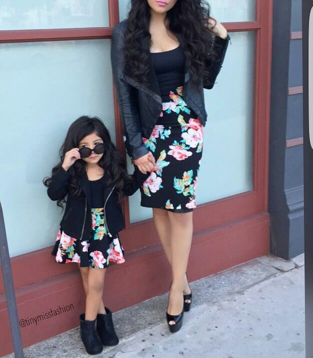 Cute matching outfit mother & daughter ❤ | Moda mãe e filha .