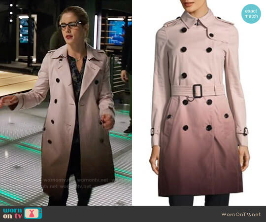 WornOnTV: Felicity's ombre trench coat on Arrow | Emily Bett .