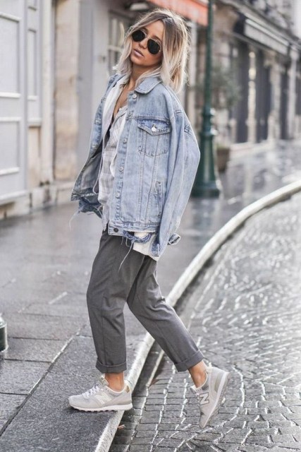15 Oversized Denim Jacket Outfits For Ladies - Styleohol