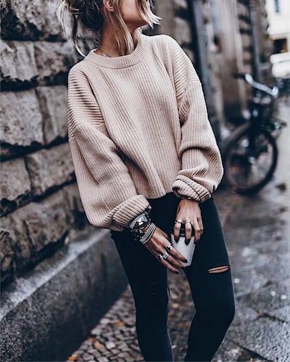 oversized sweaters for the win | Oversized sweater outfit, Sweater .