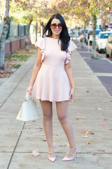 21 Gentle Pale Pink Dress Ideas For Summer - Styleohol