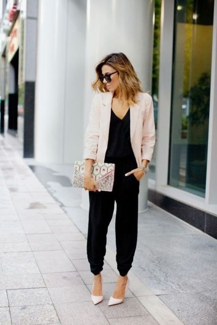 Gentle Outfits With Pale Pink Jackets – thelatestfashiontrends.c