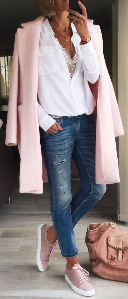 fall #outfits / pastel pink coat + pink sneakers | Outfit, Mode .