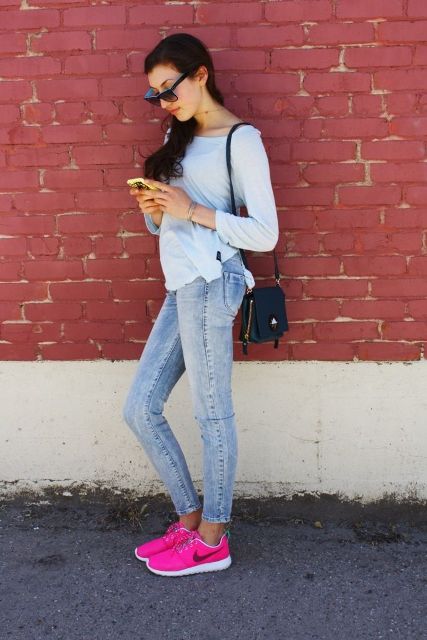 23 Women Outfit Ideas With Pink Shoes For This Season - Styleohol