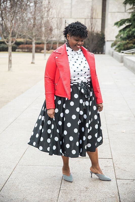 15 Plus Size Outfits With Midi Skirts To Enjoy This Spring .