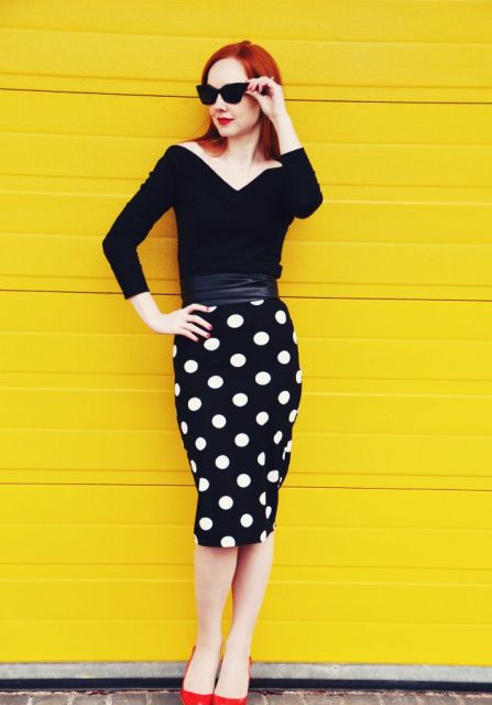15 Outfits With Polka Dot Pencil Skirts - Styleohol