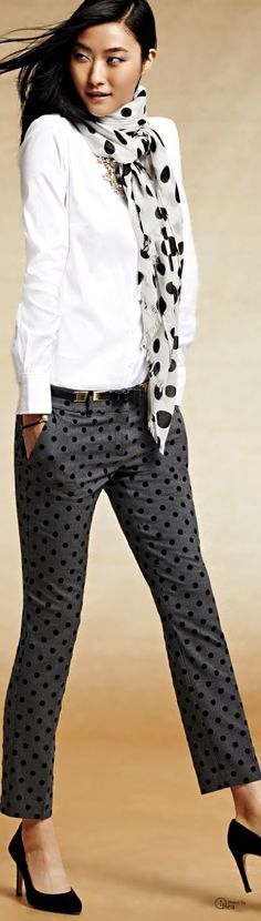 Women Outfits With Polka Dot Scarves – thelatestfashiontrends.c