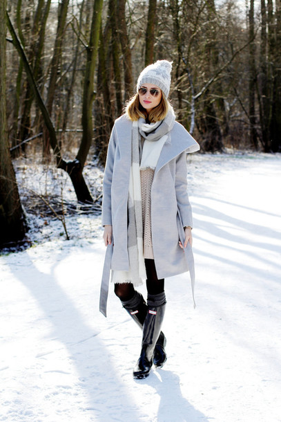 beauty fashion shopping, blogger, scarf, winter outfits, pom pom .