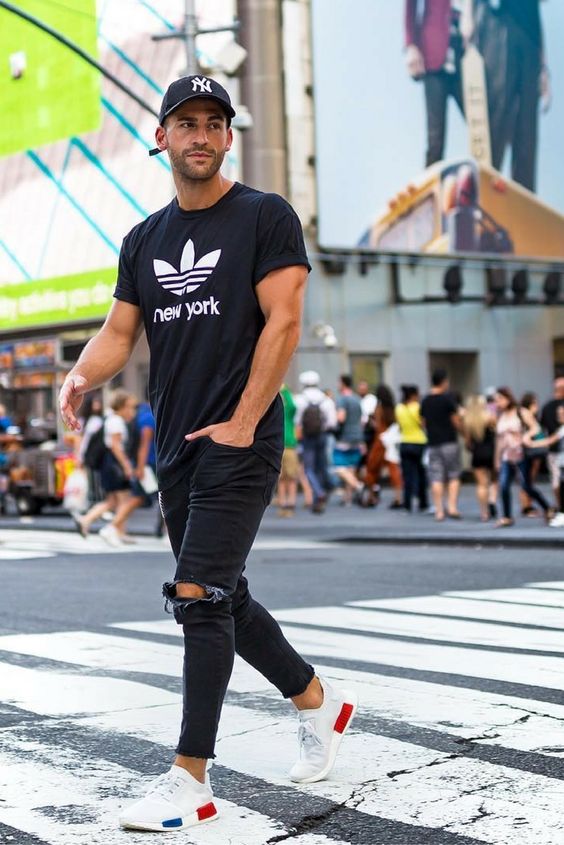 20 Stylish Ripped Jeans Spring Outfits For Men - Styleohol
