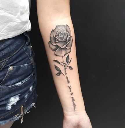 15+ ideas tattoo small rose men | Arm tattoos for guys, Hand .