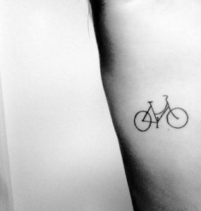 21 Small Bicycle Women Tattoo Ideas To Repeat - Styleohol