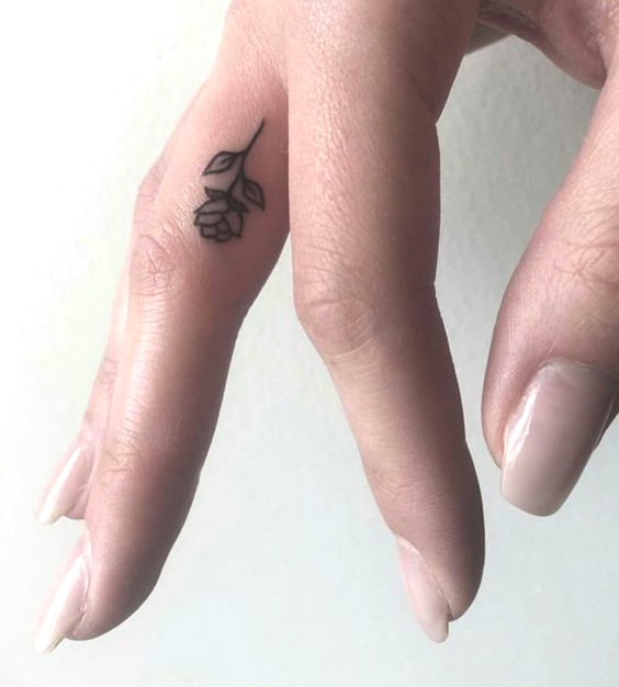 small-rose-tattoo-idea-for-finger | Ecemel
